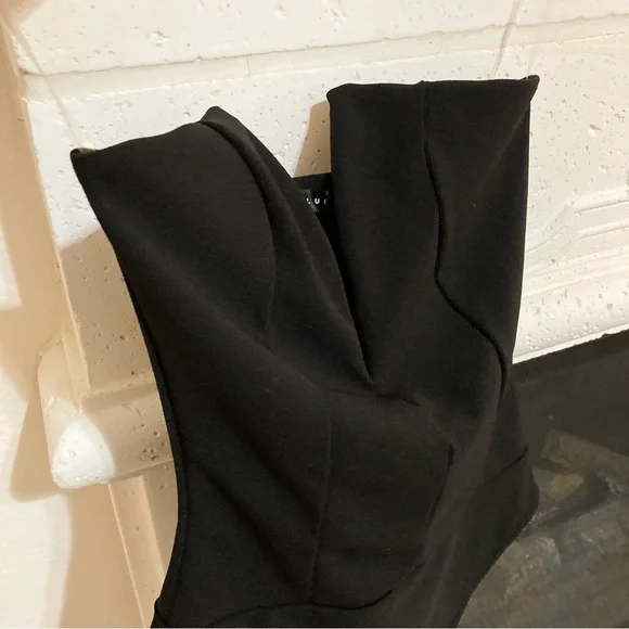 NWT Black Strapless Bodysuit Plunging Deep V Blue Blush Haute 2 Wear Size XS - Picture 4 of 9